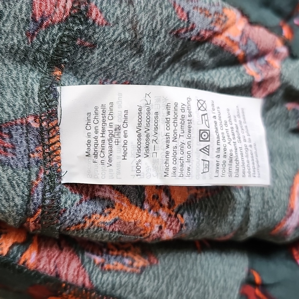 Madewell Floral Button Front Easy Dress. - Picture 6 of 6